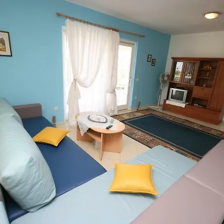 With A Parking Space Stranici, - 7105 Apartment