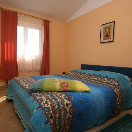 Apartment With A Parking Space Stranici, - 7105 *
