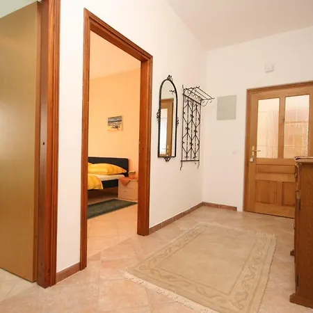 With A Parking Space Stranici, - 7105 Apartment