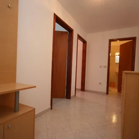 Apartment With A Parking Space Stranici, - 7105 *