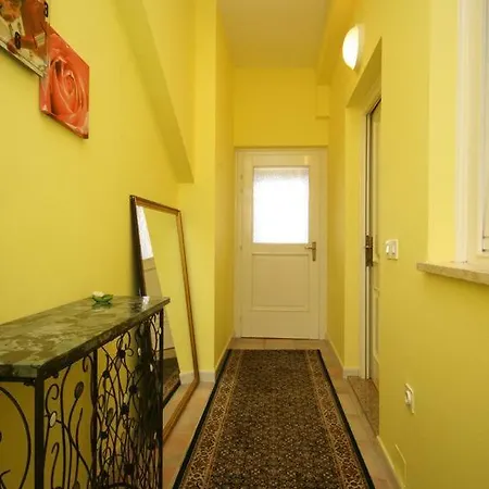 Apartment With A Parking Space Stranici, - 7105 Poreč