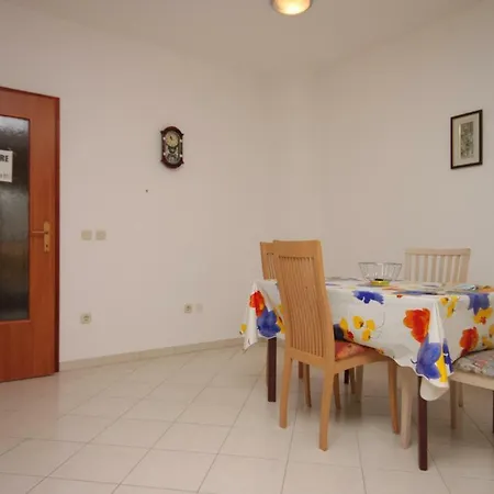 Apartment With A Parking Space Stranici, - 7105 *