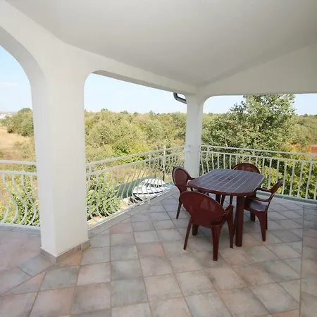 Apartment With A Parking Space Stranici, - 7105