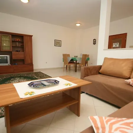 Apartment With A Parking Space Stranici, - 7105 *